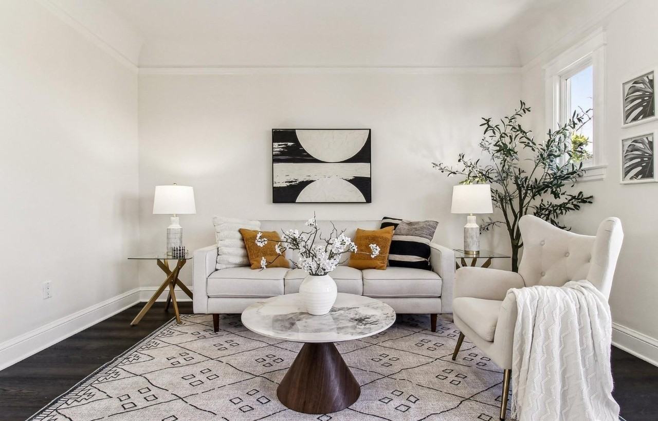 1235 Oak St - Photo 2 of 35