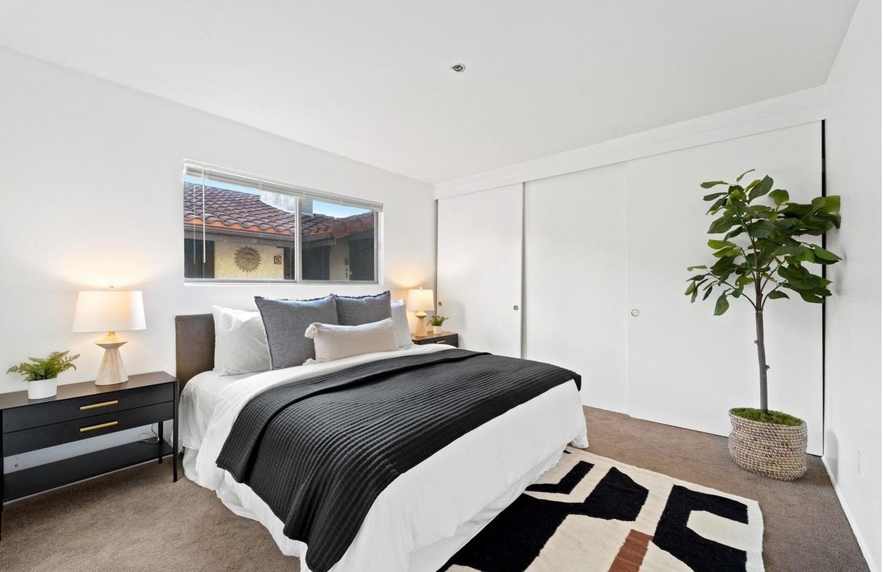 4557 33rd St - Photo 6 of 20