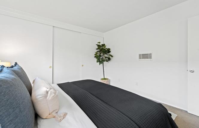 4557 33rd St - Photo 7 of 20