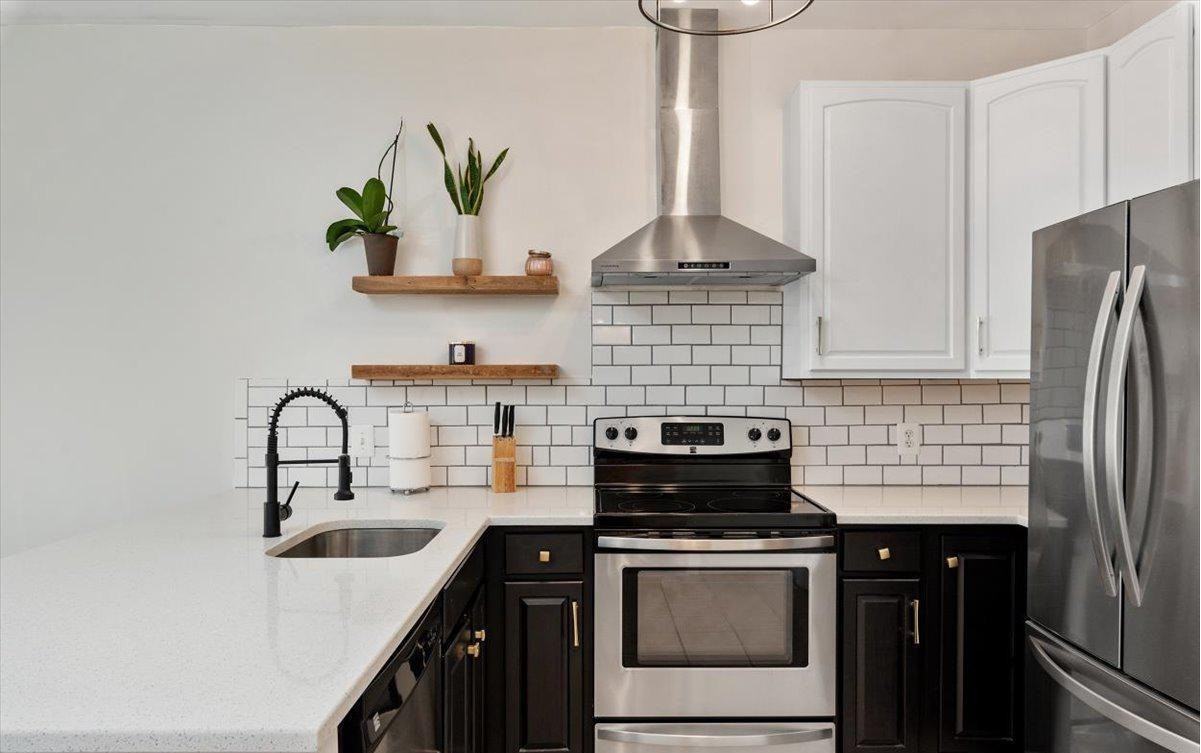 15612 Everglade Ln - Photo 6 of 13