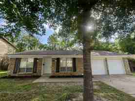 2221 Dorchester Dr - Photo 1 of 1