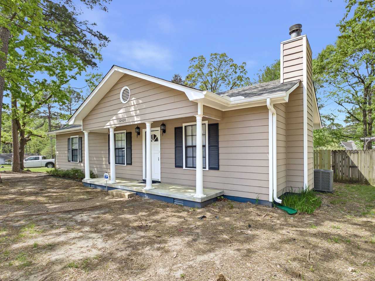 12420 Timber Bend Dr - Photo 2 of 20