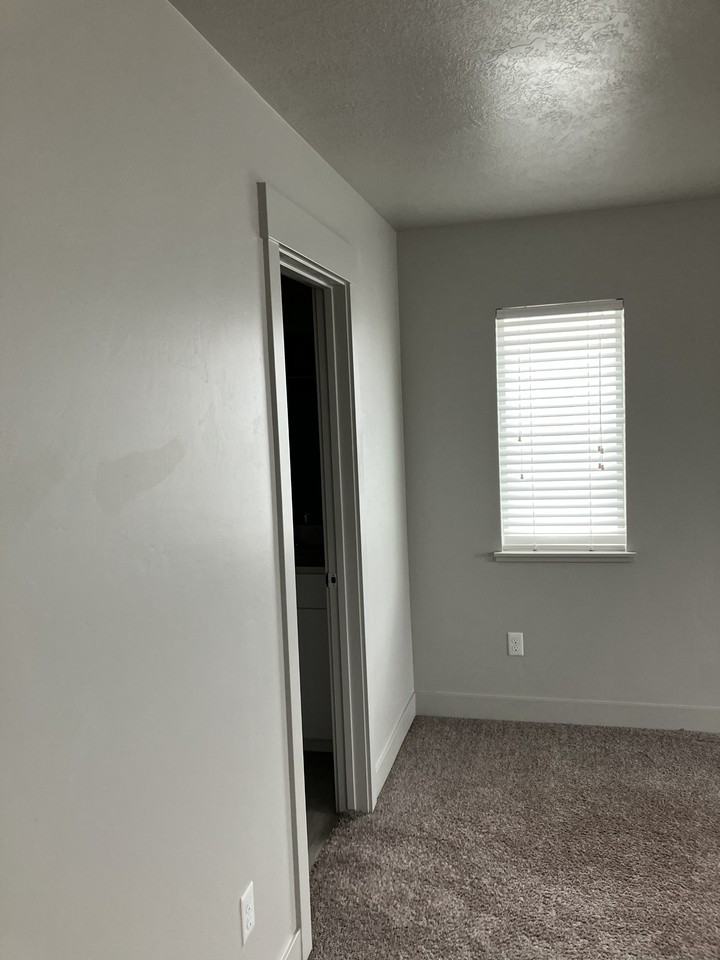 2155 Sw - Photo 6 of 7