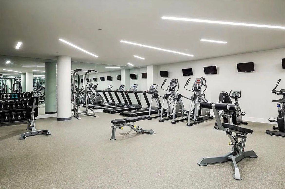 2100 Bedford Ave #5633 - Photo 6 of 7