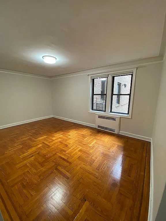 4739 40Th St - Photo 5 of 10