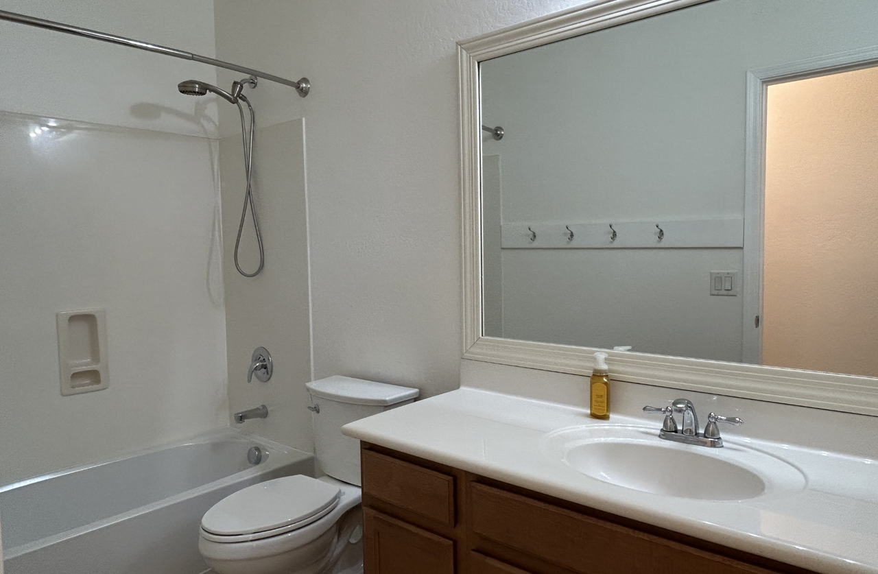 3028 S 90th Dr - Photo 6 of 23