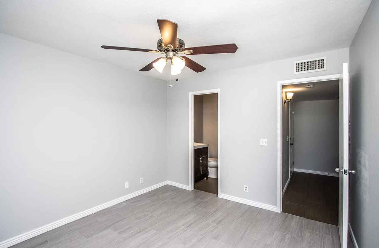 3028 S 90th Dr - Photo 7 of 23