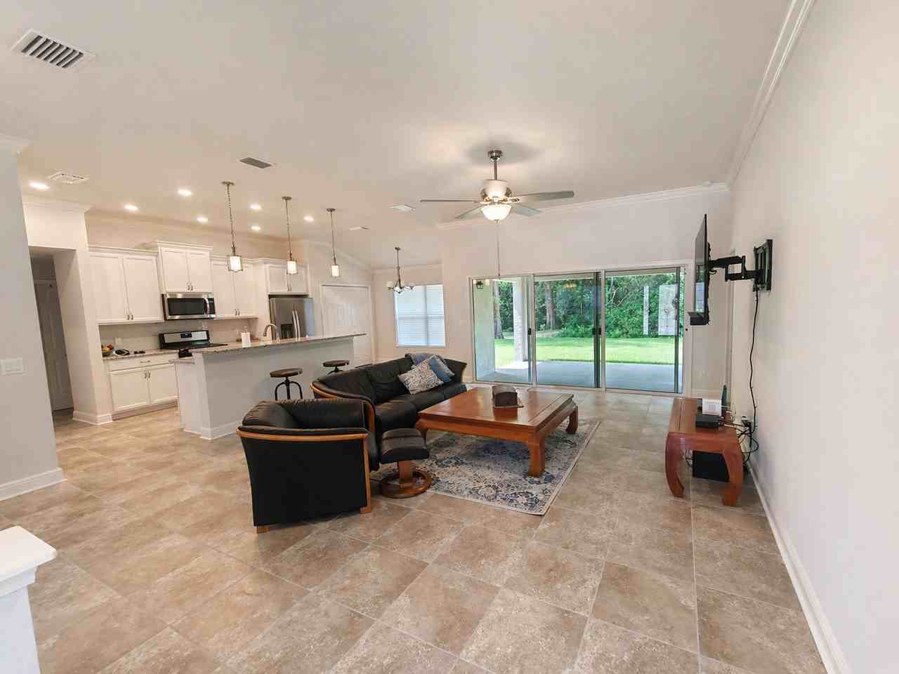 3723 N Chandler Dr - Photo 2 of 31