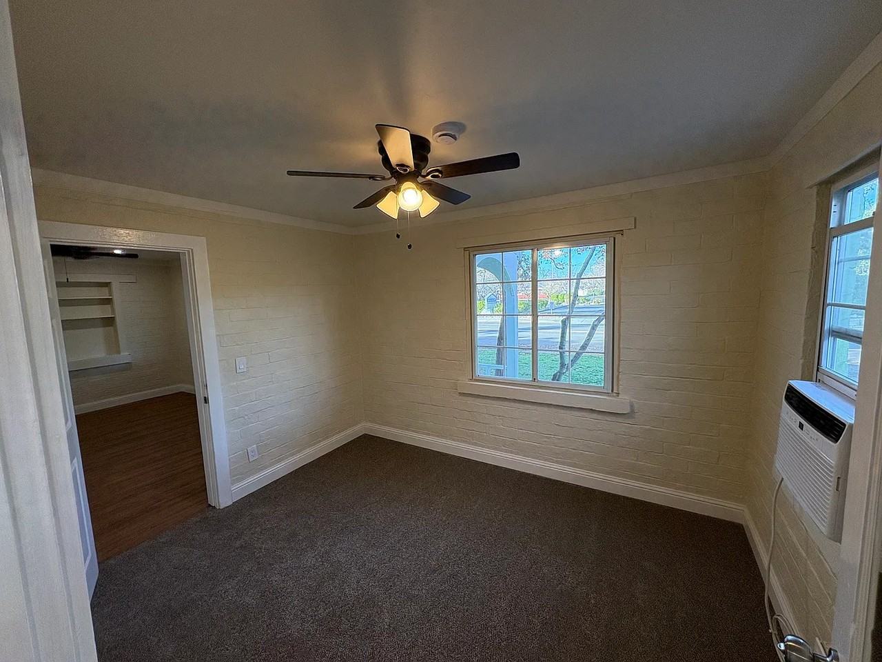 11860 Edgewood Rd - Photo 6 of 13