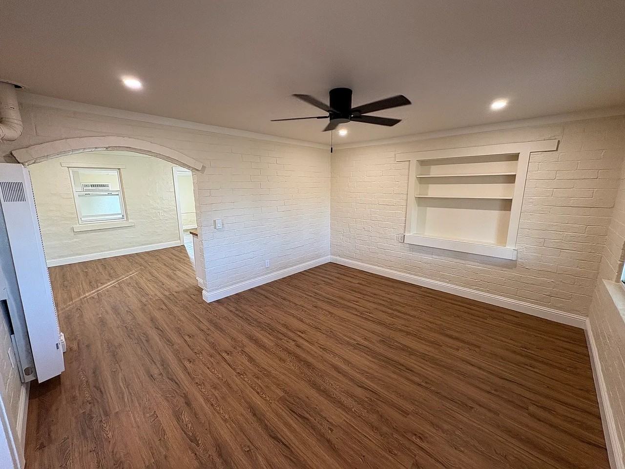 11860 Edgewood Rd - Photo 7 of 13