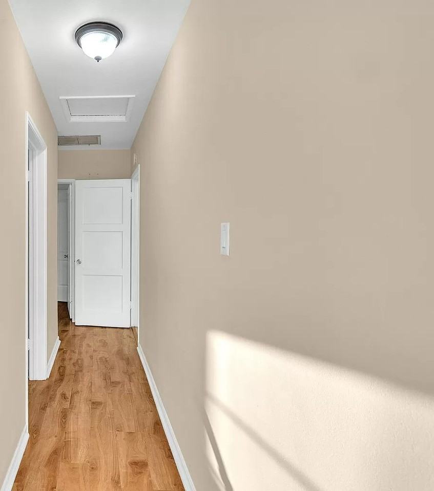 1732 N Buena Vista St