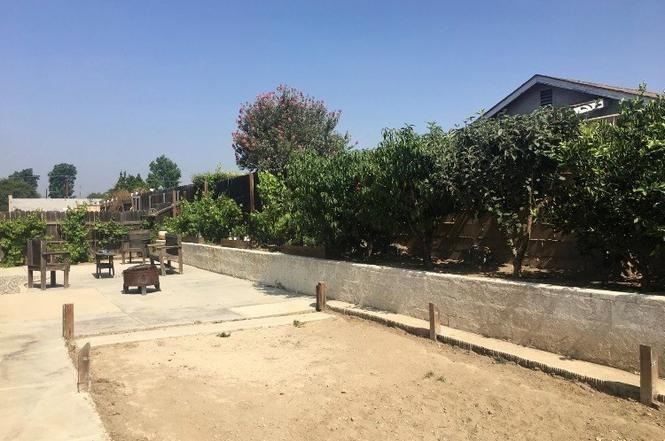 4754 Roosevelt St - Photo 2 of 12