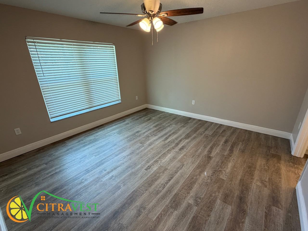 9535 N Stafford Dr - Photo 5 of 14