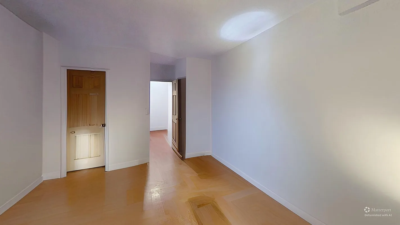 122 Ashland Pl - Photo 5 of 7