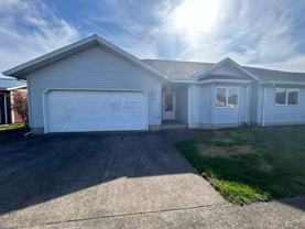 903 Evergreen Dr - Photo 1 of 1