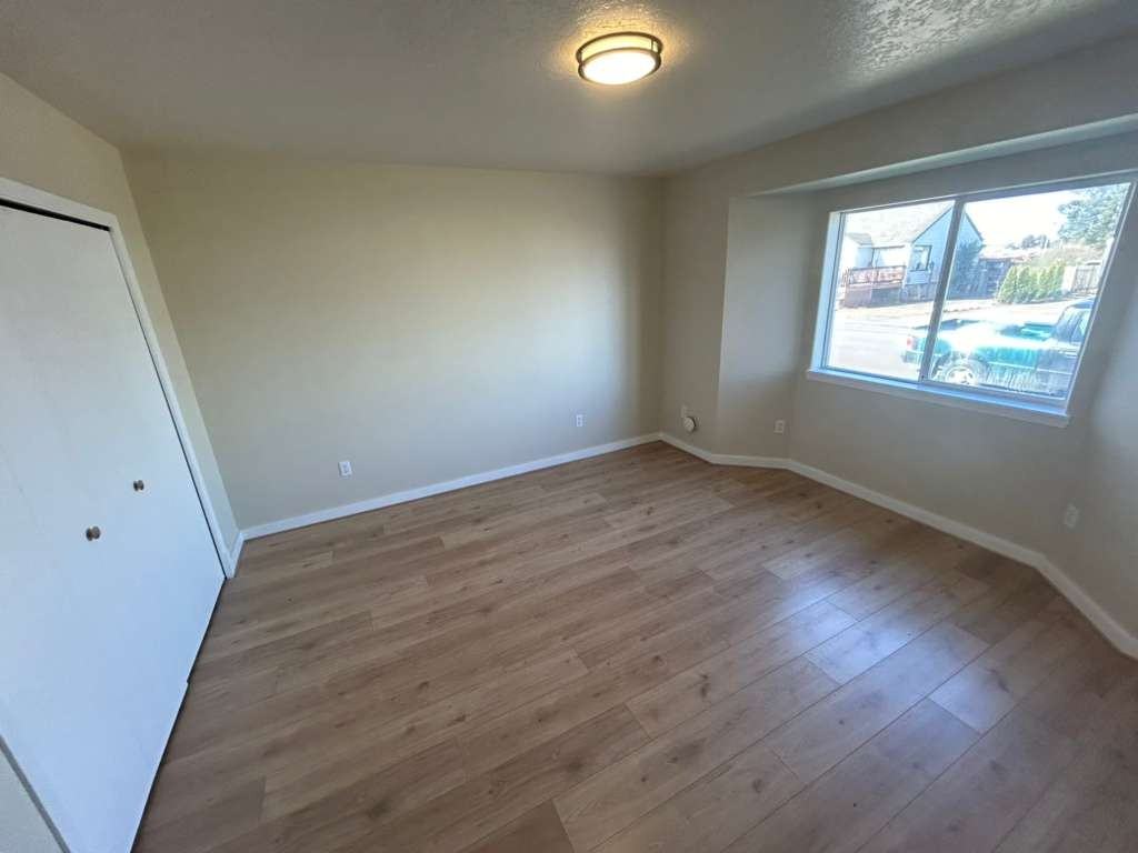 903 Evergreen Dr - Photo 6 of 8