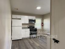 129 N Prince St - Photo 1 of 1