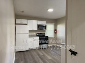 129 N Prince St - Photo 1 of 1