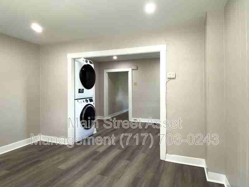 129 N Prince St - Photo 7 of 25