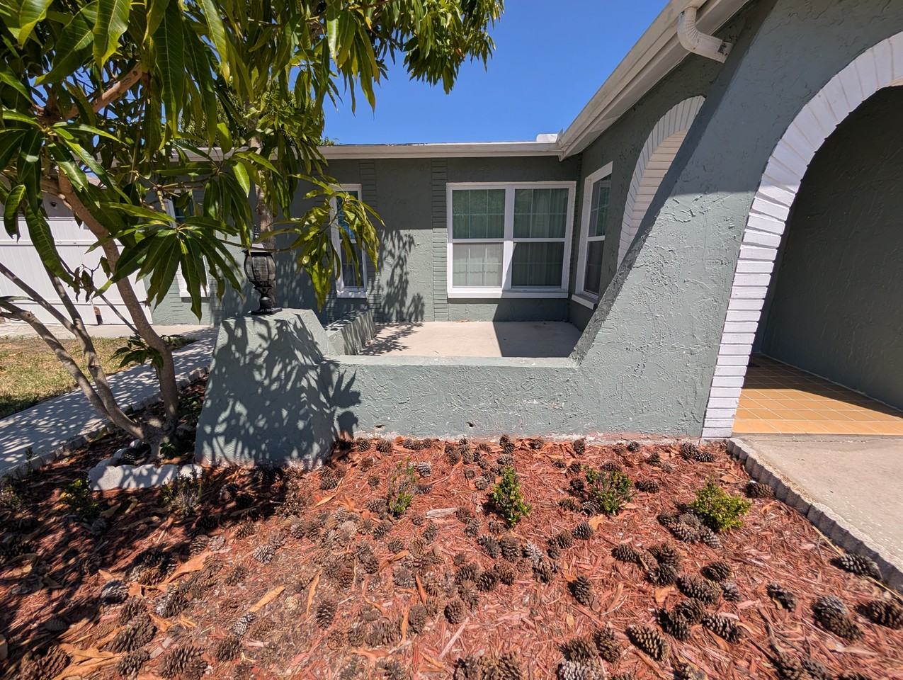 6947 Bottle Brush Dr - Photo 2 of 30