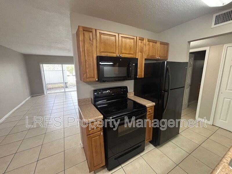 1695 Lee Rd #B107 - Photo 3 of 19
