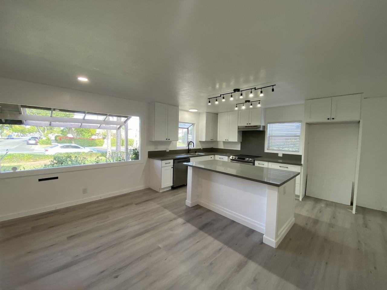 12211 Nutwood St #NA - Photo 5 of 9