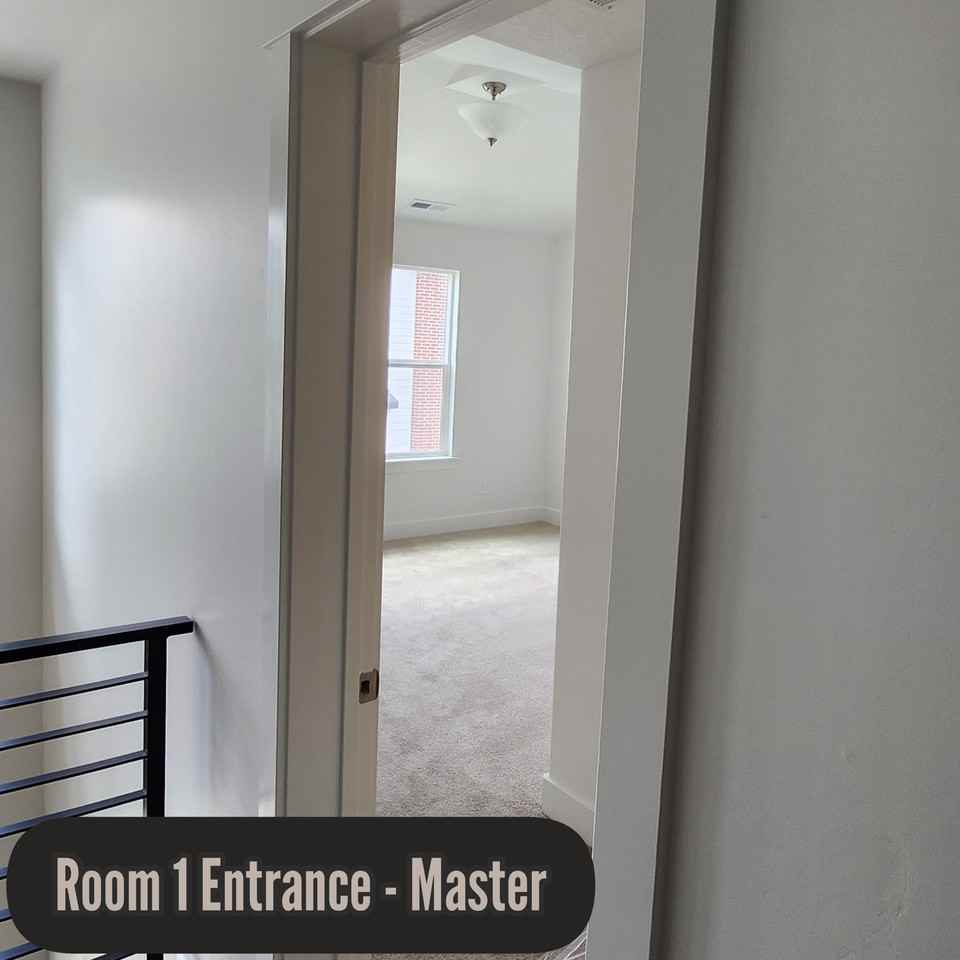 3740 W - Photo 2 of 11