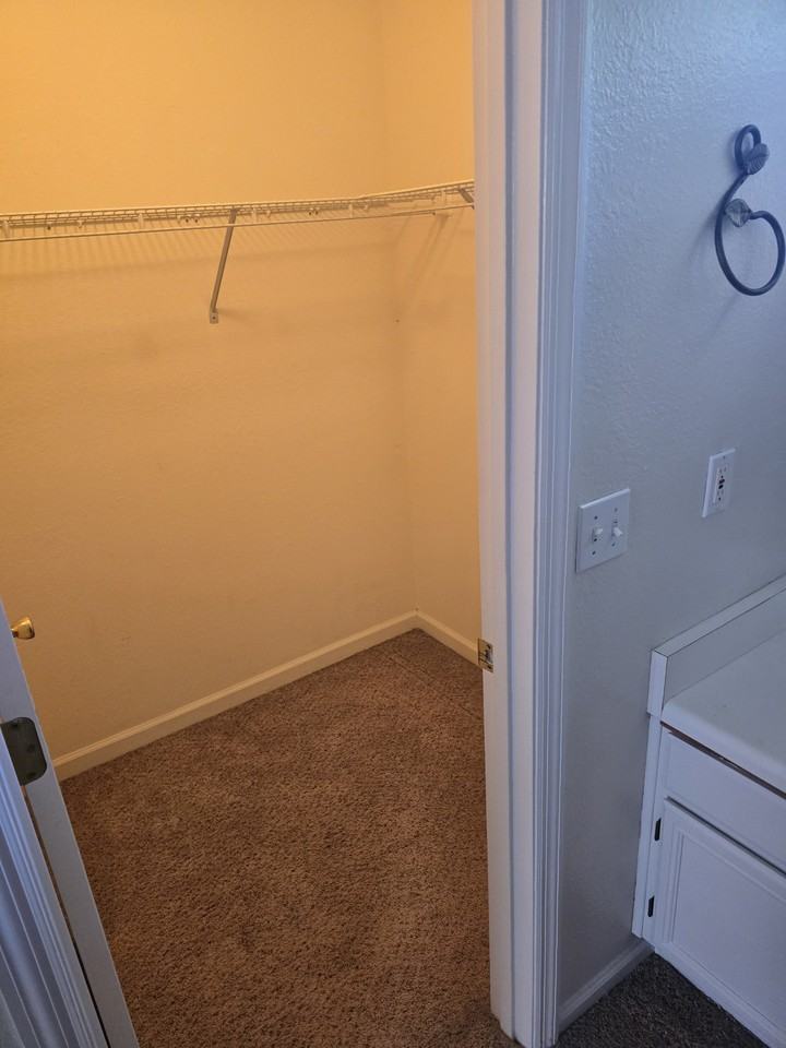 3140 Camelliawood Cir W #NA - Photo 4 of 20