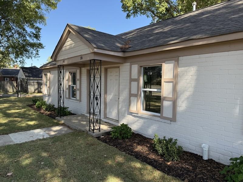 940 N Hollywood St #940 - Photo 5 of 5