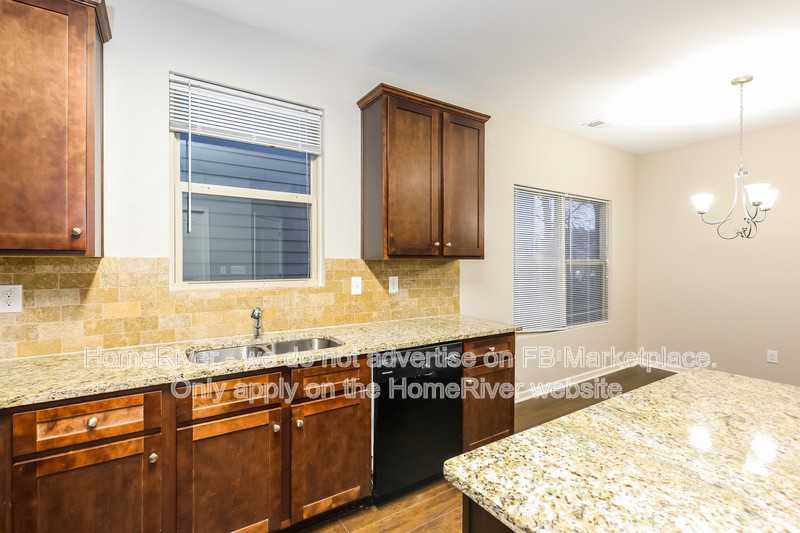 213 Daisy Cir - Photo 6 of 19