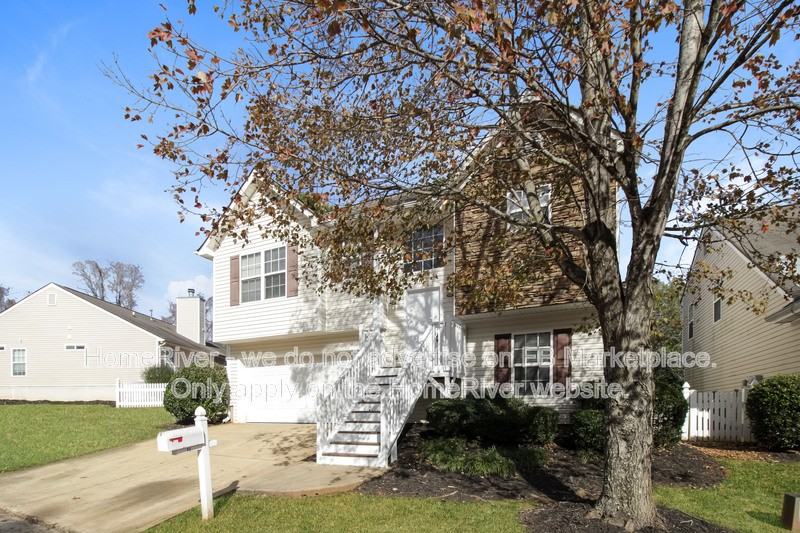 90 Greystone Cir - Photo 3 of 17