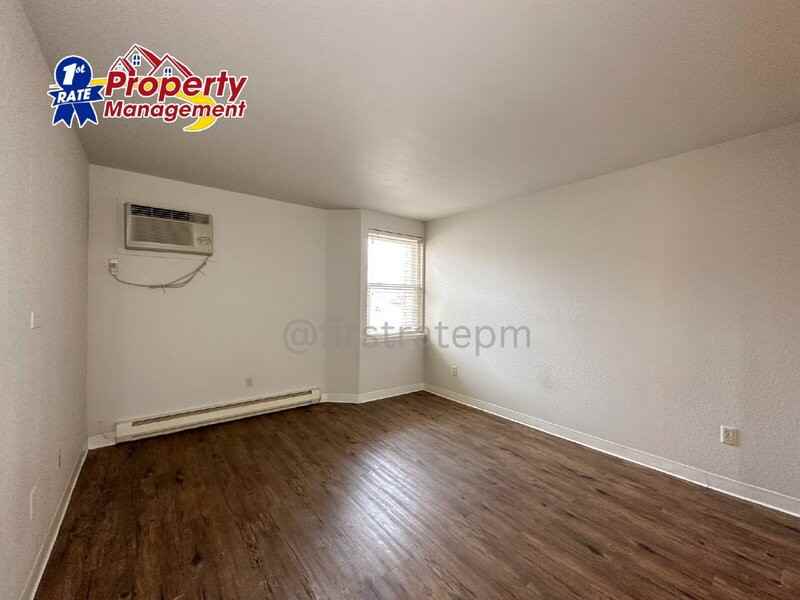 1681 N Laurel St #131 - Photo 3 of 19