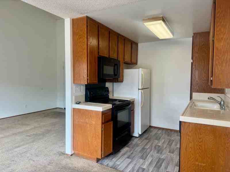5655 Riley St - Photo 3 of 9
