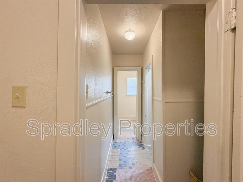234B W 7th Ave - Photo 5 of 10