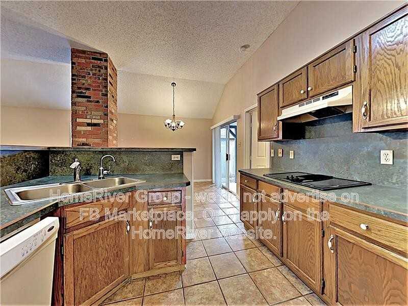 1112 Kit Ln - Photo 7 of 21