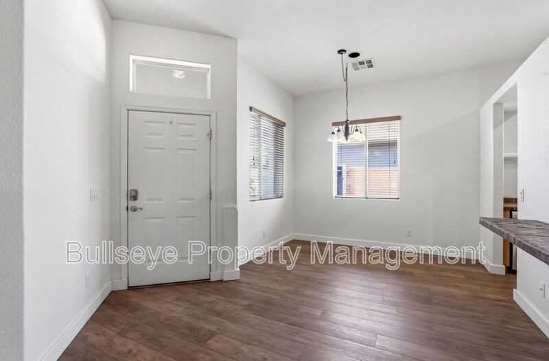 6519 S 5th Way - Photo 6 of 27