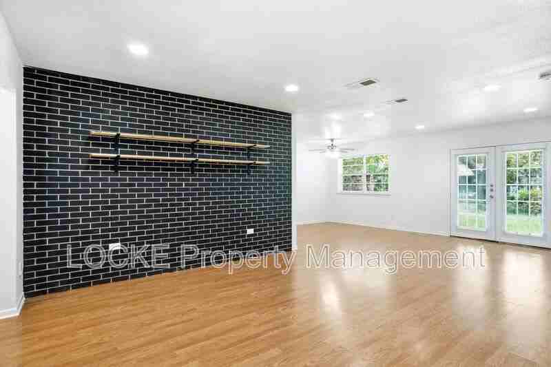 924 Wisteria Way - Photo 5 of 15