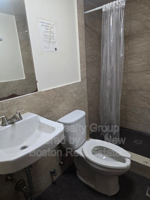 191 Green St #121 - Photo 5 of 9