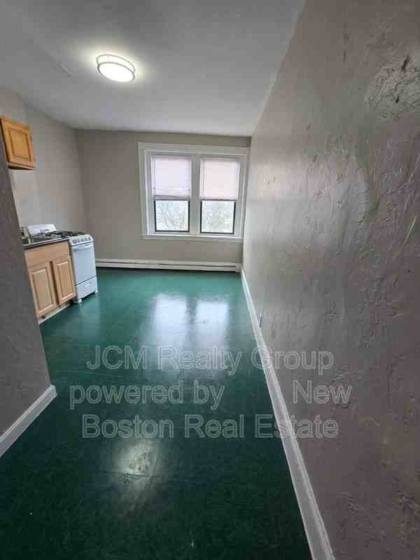 191 Green St #133 - Photo 3 of 8