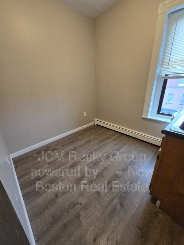 185 Green St #35 - Photo 4 of 10