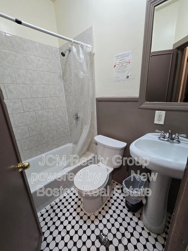 185 Green St #35 - Photo 6 of 10