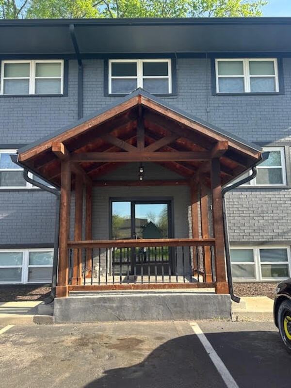 401 N Main St #6A - Photo 2 of 11