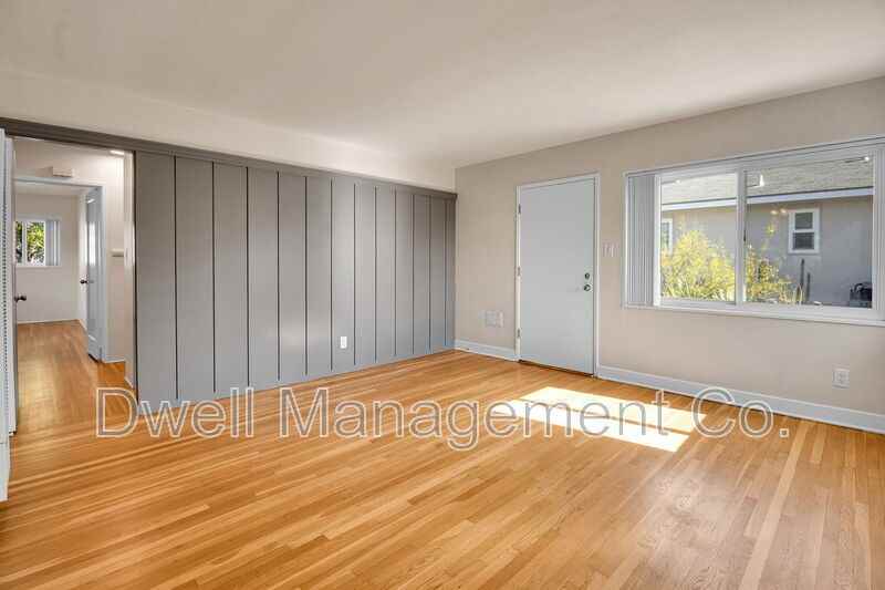 4521 3rd St - Photo 3 of 31