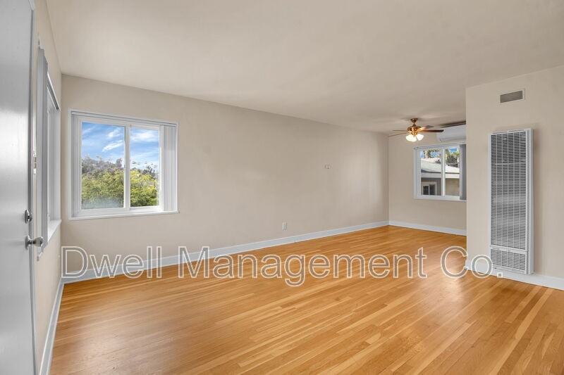 4521 3rd St - Photo 7 of 31