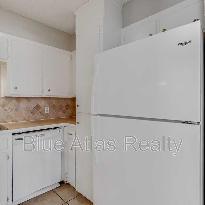 5352 Wonder Dr - Photo 6 of 18