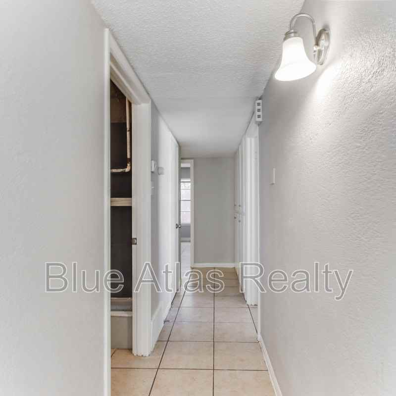 5352 Wonder Dr - Photo 7 of 18