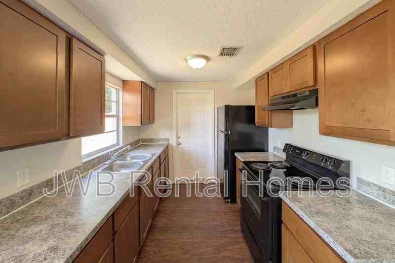 2444 Justin Rd E - Photo 2 of 19