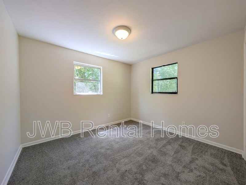 7351 Proxima Rd - Photo 7 of 17