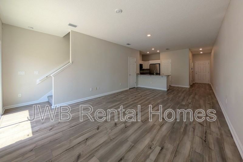 9850 Fiddleback Ln - Photo 4 of 26