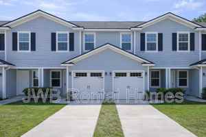 featured image of 5682 Marathon Pkwy